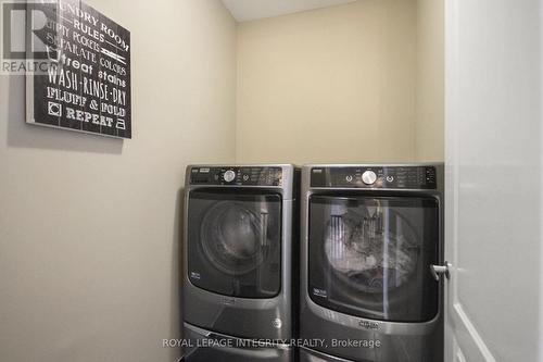 318 Everglade Way Way, Ottawa, ON - Indoor Photo Showing Laundry Room
