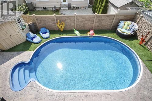 318 Everglade Way Way, Ottawa, ON - Outdoor