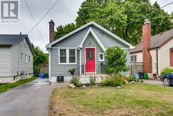 64 BOND STREET  London South (South H), ON N6C 1W3