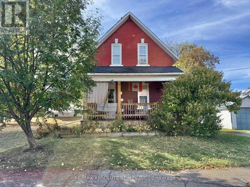 11 GOULD STREET  Whitewater Region, ON K0J 1K0