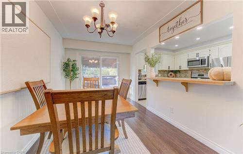 36 Blackfriars Place, Kitchener, ON - Indoor Photo Showing Dining Room