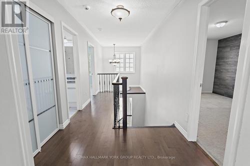 5562 Broadpath Gate, Mississauga, ON - Indoor Photo Showing Other Room