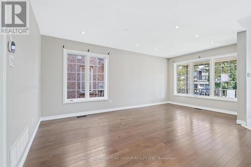 5562 Broadpath Gate, Mississauga, ON - Indoor Photo Showing Other Room