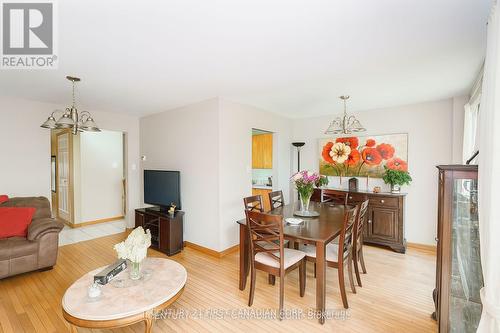 40 - 195 Deveron Crescent, London South (South T), ON - Indoor