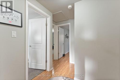 387 Lee Avenue, Waterloo, ON - Indoor Photo Showing Other Room