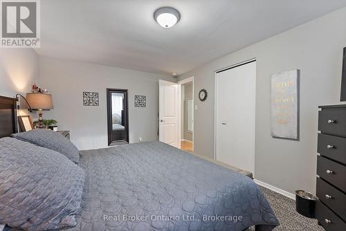 387 Lee Avenue, Waterloo, ON - Indoor Photo Showing Bedroom