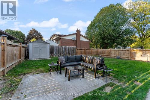 387 Lee Avenue, Waterloo, ON - Outdoor
