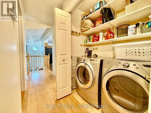 217 Thomas Street, Brockton, ON - Indoor Photo Showing Laundry Room
