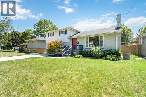 895 Kemsley Drive, Sarnia, ON - Outdoor