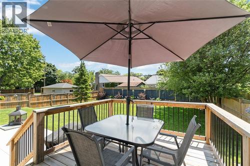 895 Kemsley Drive, Sarnia, ON - Outdoor With Deck Patio Veranda With Exterior