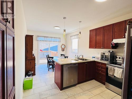 3045 Monarch Drive, Orillia, ON - Indoor Photo Showing Kitchen