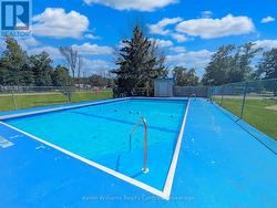 Community pool - 