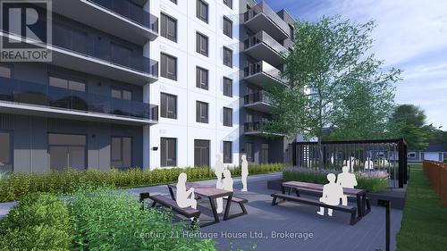 515 - 333 Albert Street, Waterloo, ON - Outdoor With Balcony