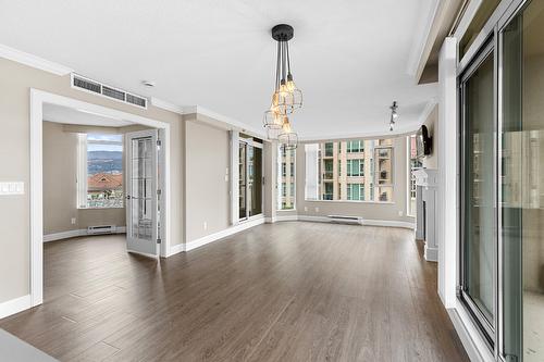 501-1152 Sunset Drive, Kelowna, BC -  Photo Showing Other Room