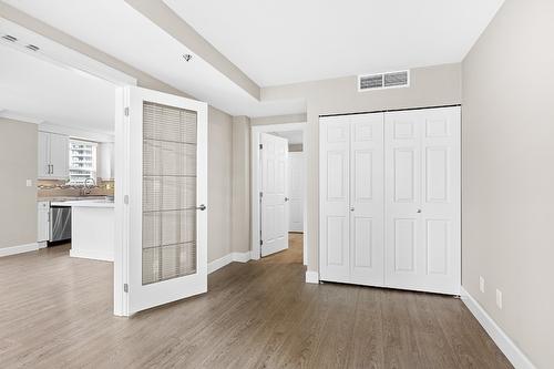 501-1152 Sunset Drive, Kelowna, BC - Indoor Photo Showing Other Room