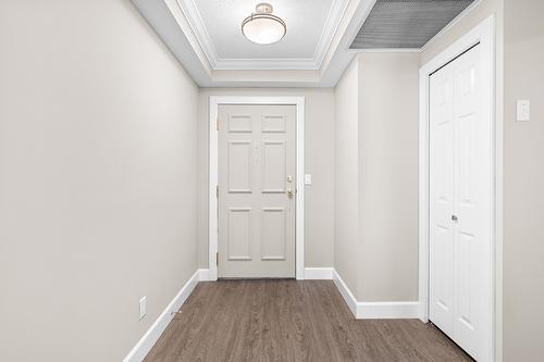 501-1152 Sunset Drive, Kelowna, BC - Indoor Photo Showing Other Room