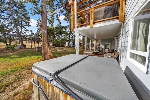 4620 38Th Avenue, Cranbrook, BC - Outdoor