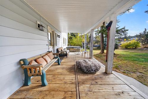 4620 38Th Avenue, Cranbrook, BC - Outdoor With Exterior