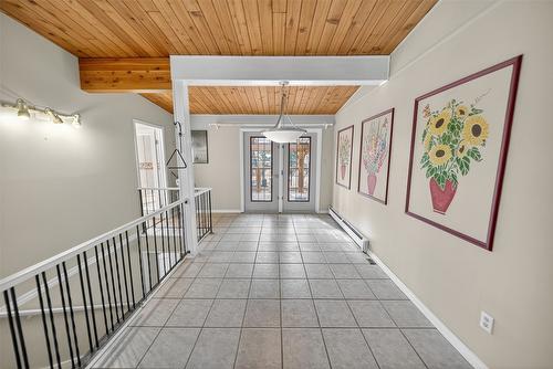 4620 38Th Avenue, Cranbrook, BC - Indoor Photo Showing Other Room