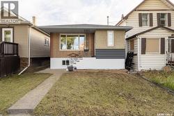 1321 Victoria AVENUE  Regina, SK S4P 0P2