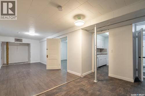 1321 Victoria Avenue, Regina, SK - Indoor