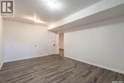 1321 Victoria Avenue, Regina, SK - Indoor Photo Showing Other Room