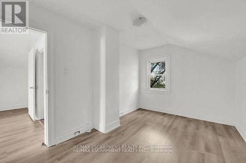 43 Centre Street, St. Catharines, ON - Indoor Photo Showing Other Room