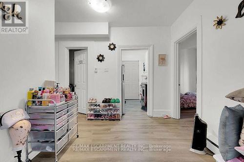 43 Centre Street, St. Catharines, ON - Indoor Photo Showing Other Room