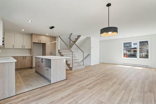 Dining room - Rue Siméon-Drolet, Québec (Les Rivières), QC - Indoor Photo Showing Kitchen