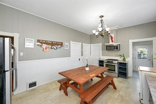 838 Princess Ave, Victoria, BC 