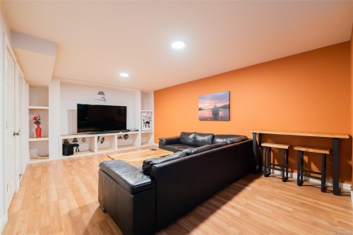 2174 Village Dr, Nanaimo, BC 