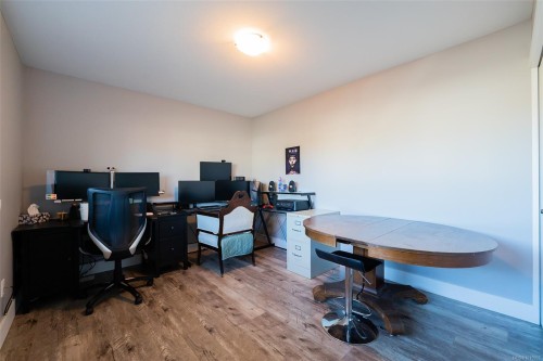 2174 Village Dr, Nanaimo, BC 