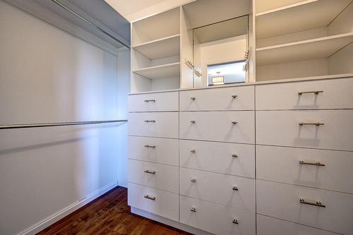 Walk-in closet - 1055 Rue De La Forge, Saint-Hyacinthe, QC - Indoor