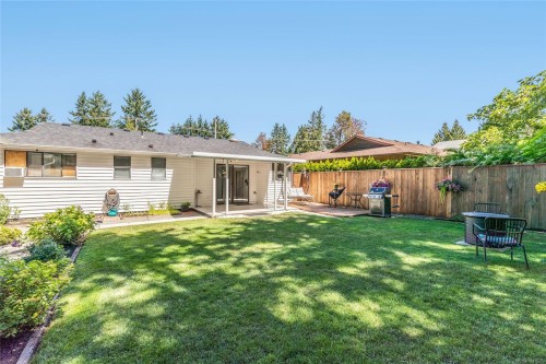 6421 Portsmouth Rd, Nanaimo, BC 