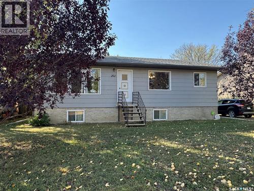 202 4Th Avenue, Landis, SK - Outdoor