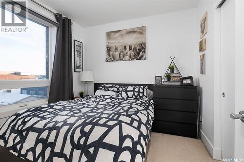 323 404 C Avenue, Saskatoon, SK - Indoor Photo Showing Bedroom