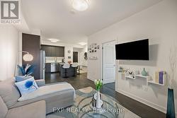 327 - 3200 WILLIAM COLTSON AVENUE  Oakville, ON L6H 7B9