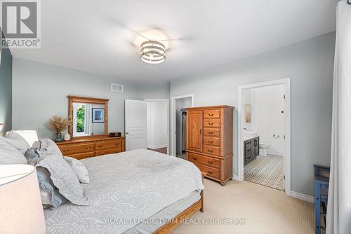 524 Osmond Daley Drive, Ottawa, ON - Indoor Photo Showing Bedroom