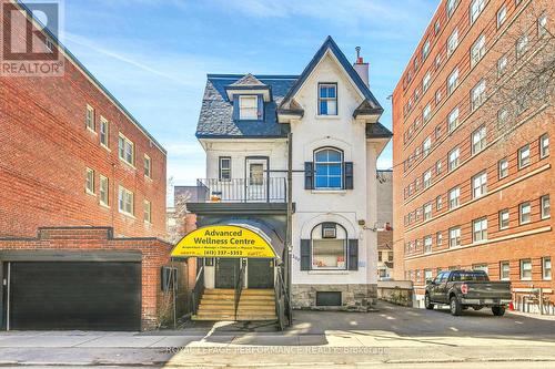 200 Metcalfe Street, Ottawa, ON 