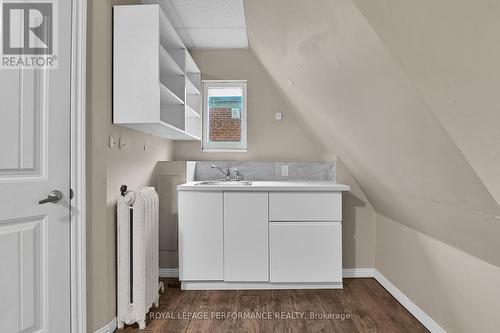 200 Metcalfe Street, Ottawa, ON 