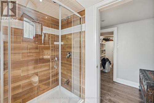 Three-Piece Bathroom with Heated Floor - 677 Greenwood Drive, Burlington, ON - Indoor Photo Showing Bathroom