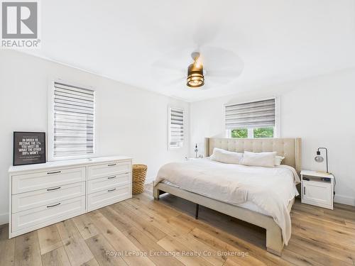 127 Hemlock Street, Huron-Kinloss, ON - Indoor Photo Showing Bedroom