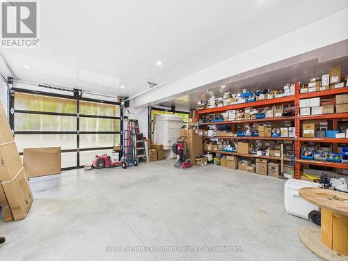 127 Hemlock Street, Huron-Kinloss, ON - Indoor Photo Showing Garage