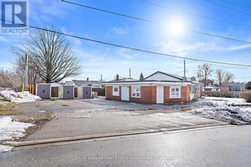 7 Rexway Drive, Halton Hills, ON - Outdoor