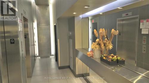 217 - 1040 The Queensway, Toronto, ON - Indoor Photo Showing Other Room