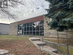 1090 HERITAGE ROAD  Burlington, ON L7L 4X9