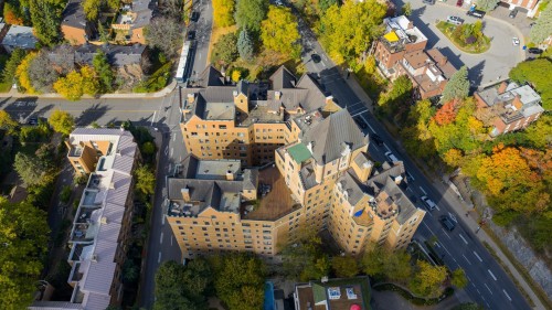 Photo aérienne - A34-3982 Ch. De La Côte-Des-Neiges, Montréal (Ville-Marie), QC - Outdoor With View