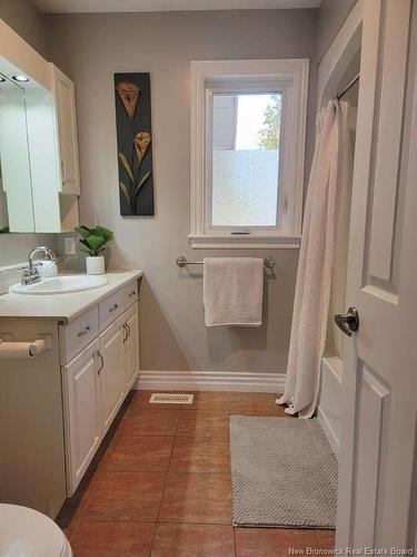 1135 Mercury St, Bathurst, NB 