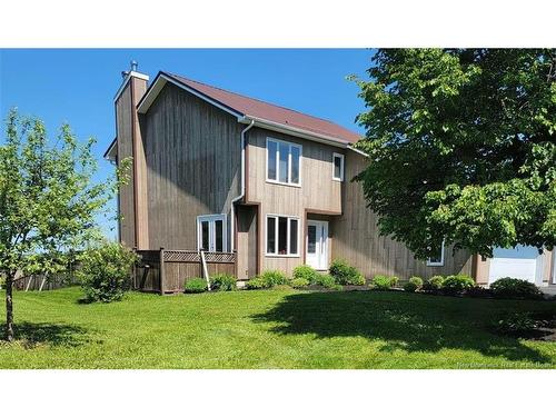 1135 Mercury St, Bathurst, NB 