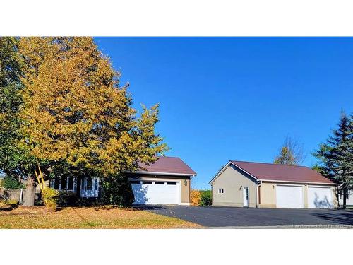 1135 Mercury St, Bathurst, NB 